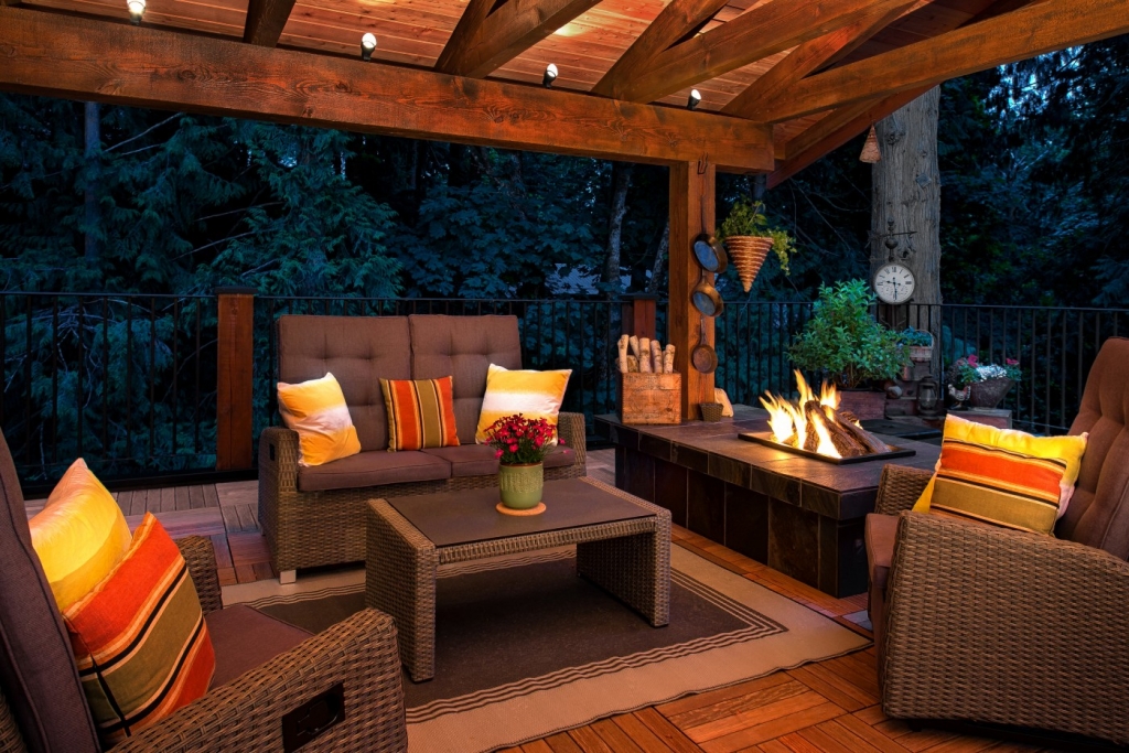 Creekside Custom Renovation - David Coulson Design
