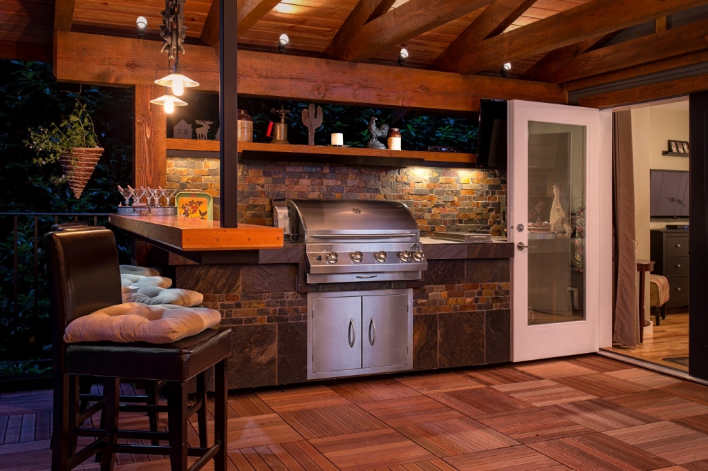 Creekside Custom Renovation - David Coulson Design