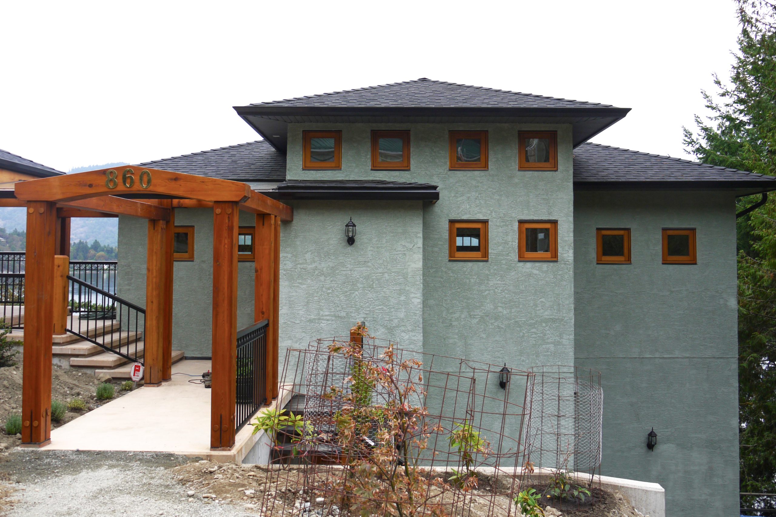 Cliffside Residence 19