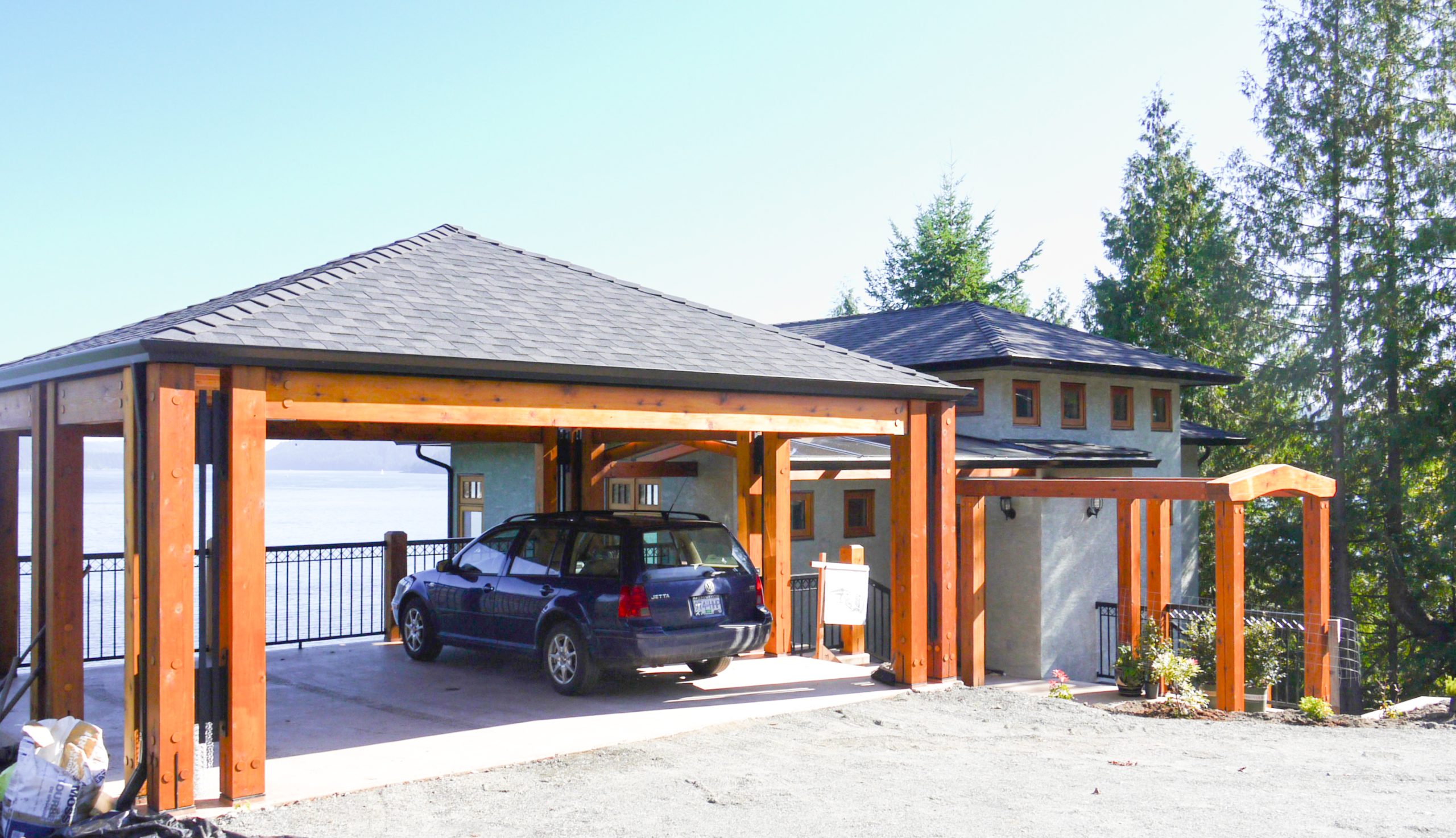 Cliffside Residence 17