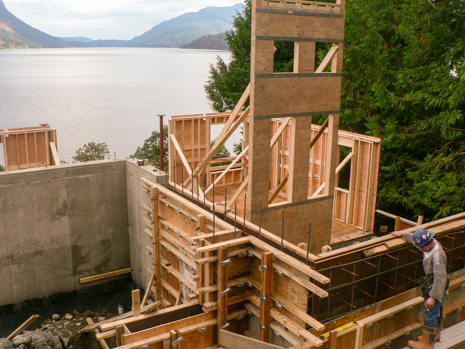 Cliffside Residence 8