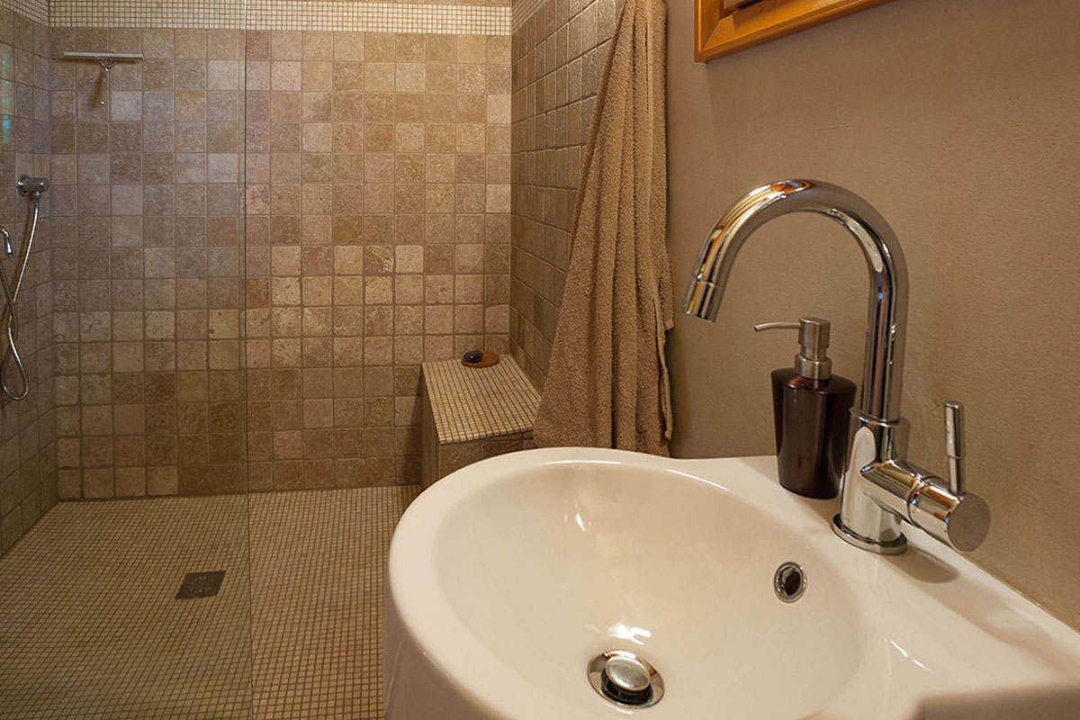 Dave’s Modern Japanesque Studio 12