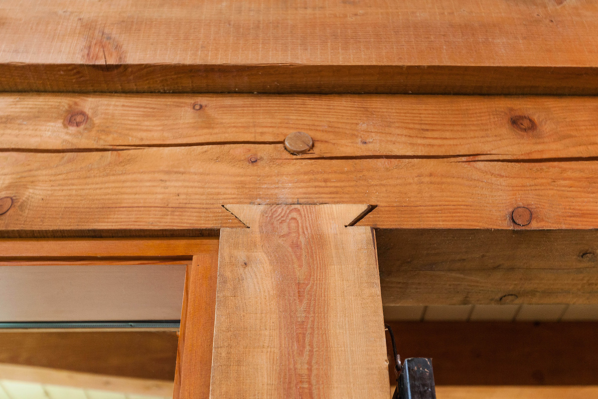 Dave’s Modern Japanesque Studio 14