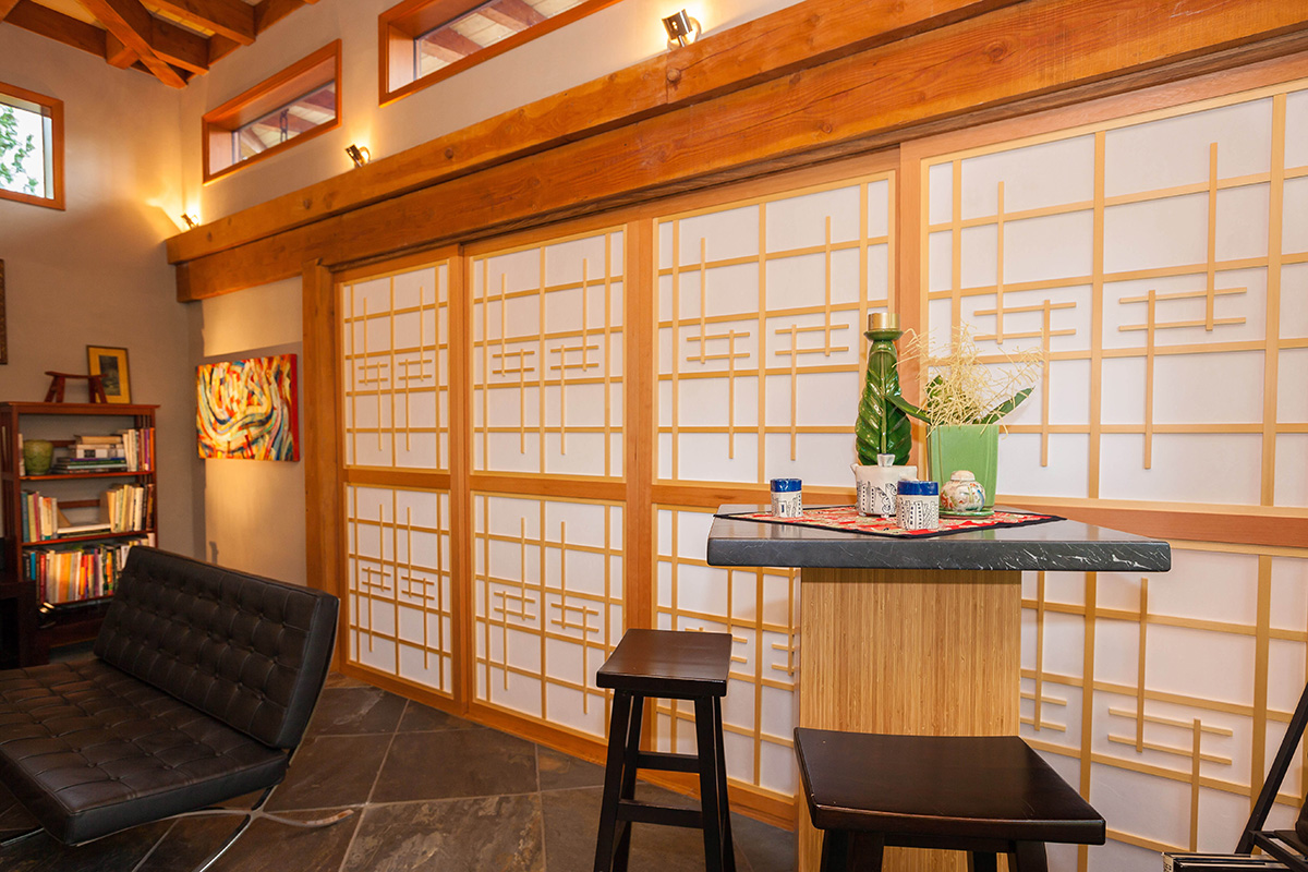 Dave’s Modern Japanesque Studio 8