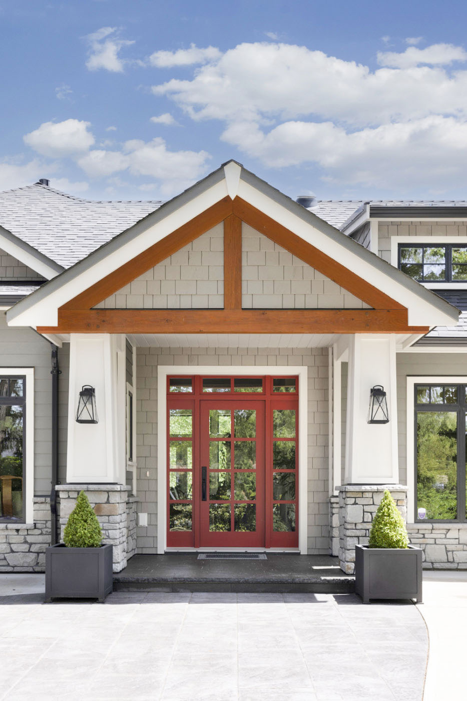 1. 2021. Duncan – Lake View Residence